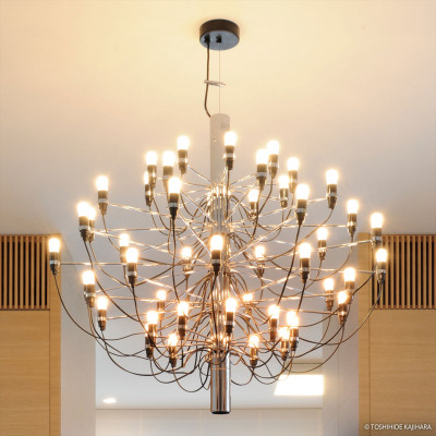 FLOS FLOS 2097/30 luster, 30 svetiel matný chróm